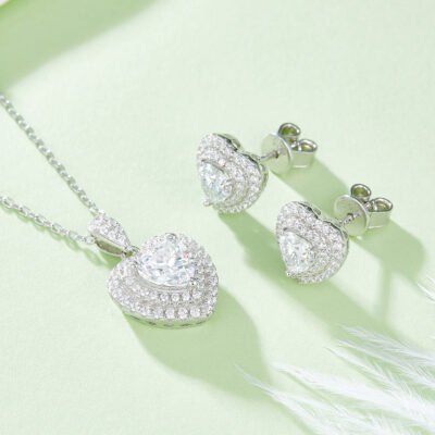 Luxury Heart Shaped necklace & earrings & Ring Set